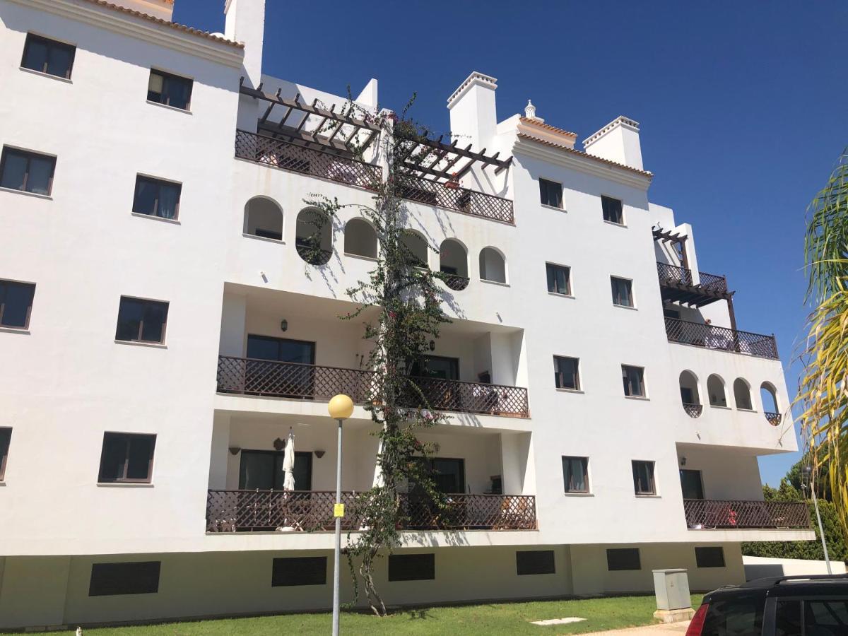 Praia Da Falesia - Falesia Beach - Apartment Netflix And Hbo Αλμπουφέιρα Εξωτερικό φωτογραφία